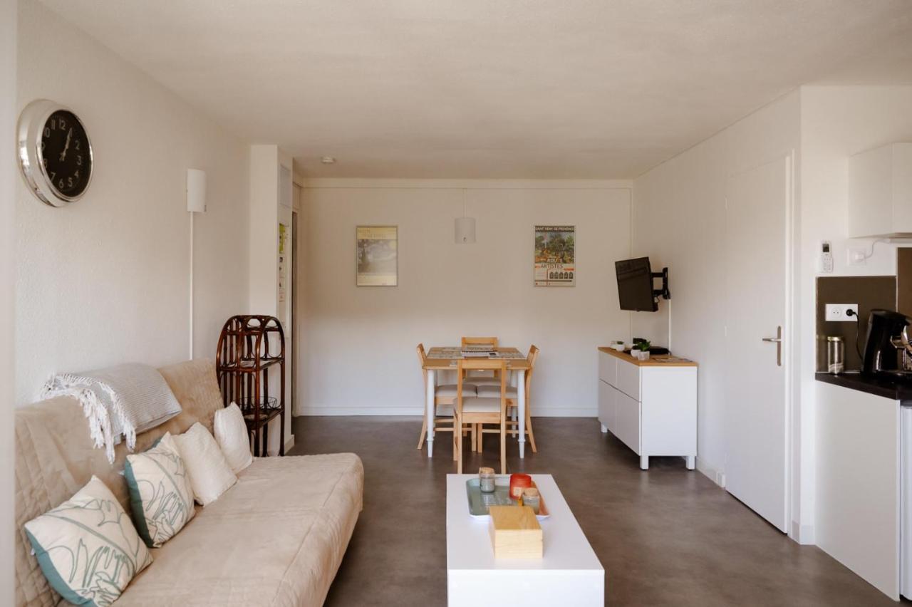 Studio Meuble Vue Exceptionnelle Les Baux-de-Provence Exterior photo